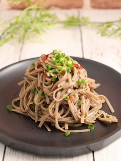 簡単!冷製蕎麦☆ペペロンチーノ-レシピのメイン写真