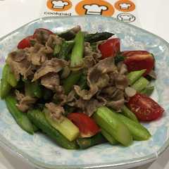 รูปของ 牛肉アスパラ炒め