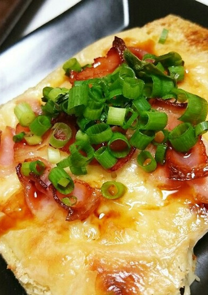 栃尾揚げ&ベーコンで和風ピザ-レシピのメイン写真
