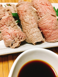 巻くだけで至高のつまみ☆牛ロース大葉巻き-レシピのメイン写真