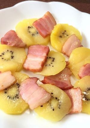ベーコン🥓キウイ🥝のオリーブオイル煮😃-レシピのメイン写真