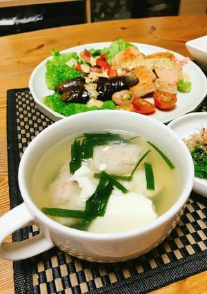 カニのすり身と豆腐のすまし汁-レシピのメイン写真