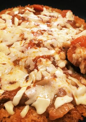冷食でパリパリチキンライスのピザ風チーズ-レシピのメイン写真
