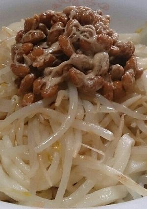 ポン酢で納豆もやしうどん-レシピのメイン写真