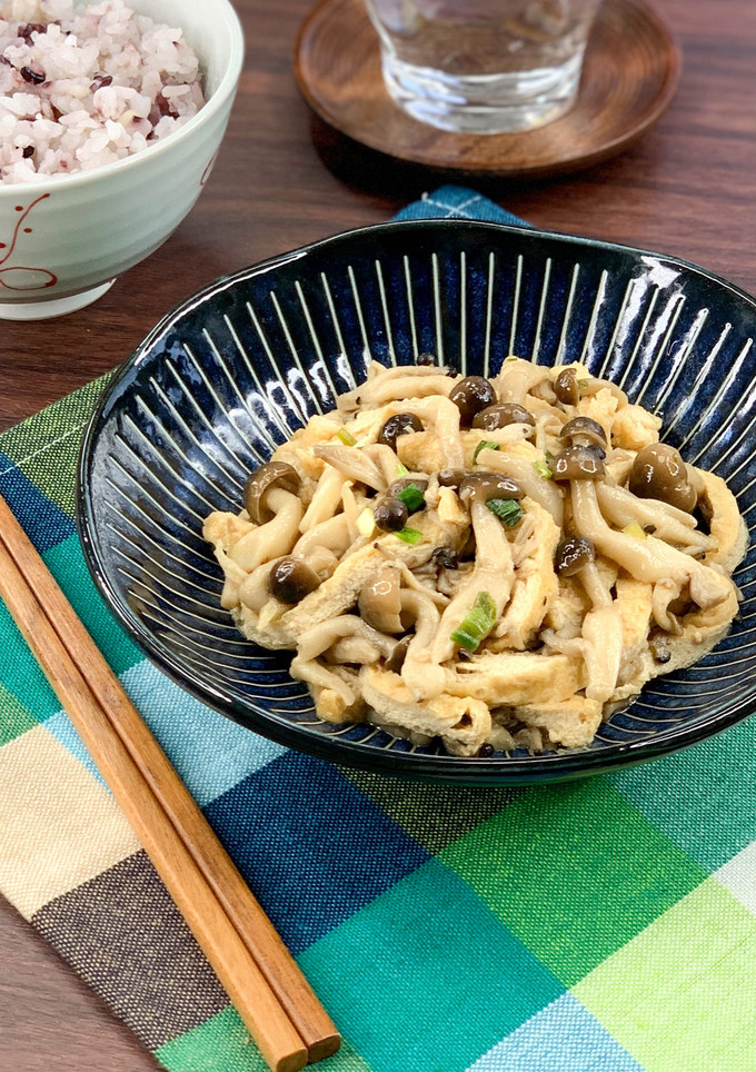 油揚げとしめじの甘辛炒め煮＊ご飯に合う＊-レシピのメイン写真