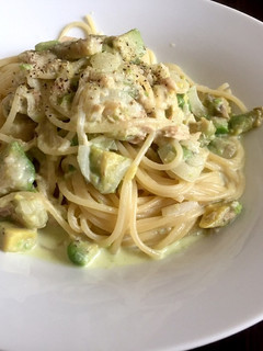 アボカドとツナの簡単クリームパスタ-レシピのメイン写真
