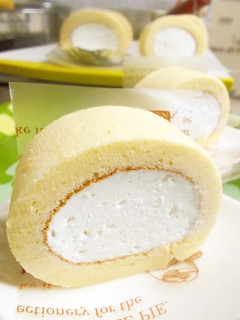 たっぷり生クリームのロールケーキ♡-レシピのメイン写真