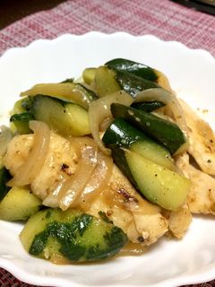鶏肉ときゅうりのシークワーサー炒め-レシピのメイン写真