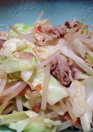 簡単！豚バラ肉とキャベツの梅ポン酢炒め-レシピのメイン写真