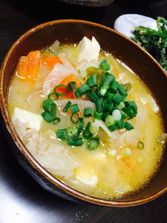 おかわりが止まらない!野菜たっぷり豚汁-レシピのメイン写真