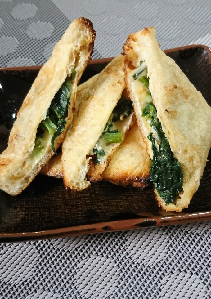 簡単☆小松菜の味噌炒めとチーズin油揚げ-レシピのメイン写真