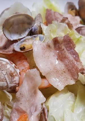 アサリと豚バラ、フライパンで蒸し蒸し!-レシピのメイン写真