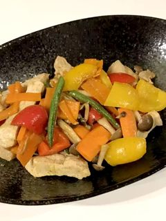 切って炒めるだけ!カラフルカレー炒め-レシピのメイン写真