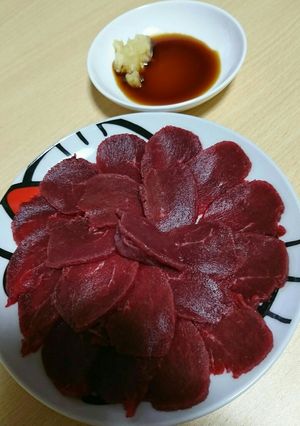 赤身の馬刺の食べ方-レシピのメイン写真