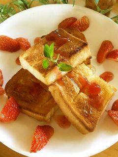ストロベリーハニートースト-レシピのメイン写真