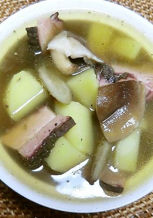 農家のベーコンいり、辛口根菜スープ-レシピのメイン写真