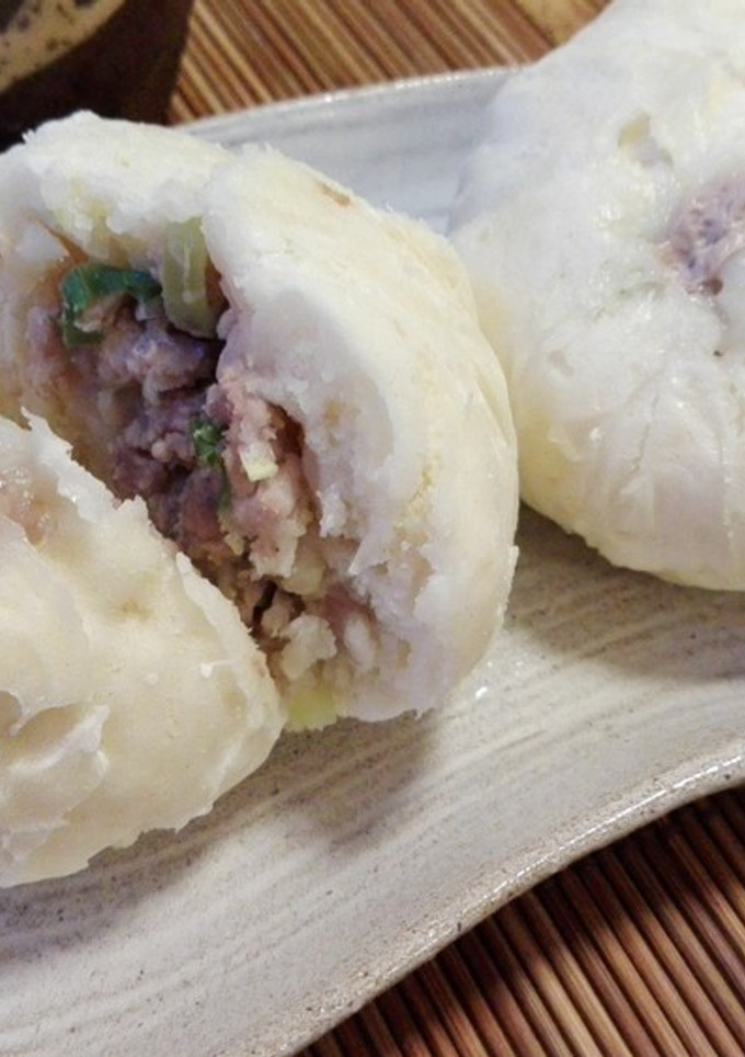 残った餃子のあんで☆簡単HM肉まん-レシピのメイン写真