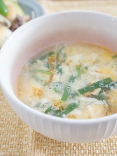 簡単3分!にらと玉子の酸辣湯スープ-レシピのメイン写真