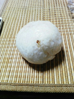 デカめのおかかおにぎり(*^-^*)-レシピのメイン写真