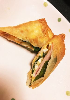 簡単TDL風!?❤卵とハムのチーズ春巻き-レシピのメイン写真