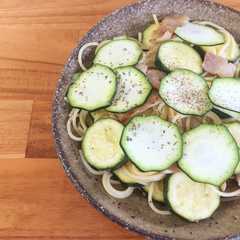 รูปของ ズッキーニたっぷり！レモン風パスタ
