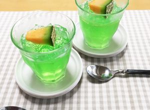 一番簡単！子供と作るメロンソーダゼリー-レシピのメイン写真