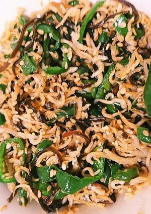 ピーマンとしらすと塩昆布の炒め物-レシピのメイン写真