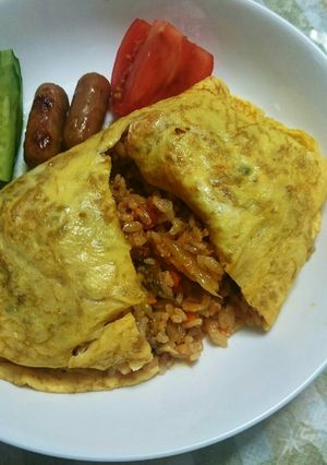 辛くないキムチチャーハン☆卵で包んで～-レシピのメイン写真