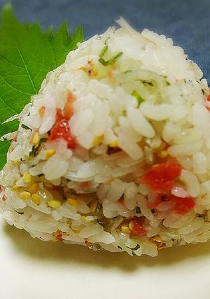 ◆定番美味しい♪梅じゃこおにぎり◆-レシピのメイン写真