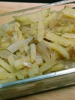 じゃがいもとたまねぎの炒め物-レシピのメイン写真