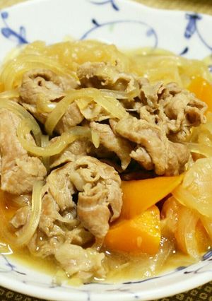 簡単♪豚肉と玉ねぎのすき焼き風煮込み料理-レシピのメイン写真