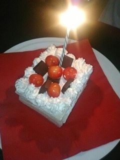 卵アレルギーでも食べられる誕生日ケーキ-レシピのメイン写真