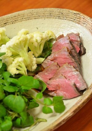 しっとりレア☆和風ローストビーフ-レシピのメイン写真