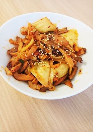 余り物で豚キムチ?-レシピのメイン写真
