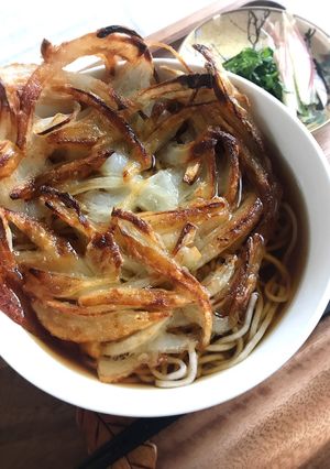 玉葱のかき揚げ蕎麦-レシピのメイン写真