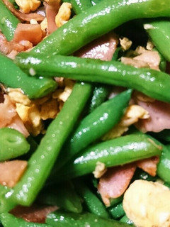 お弁当にもカラフルさやいんげん炒め-レシピのメイン写真