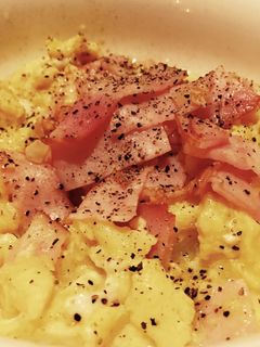 これカルボナーラ?のスクランブルエッグ-レシピのメイン写真