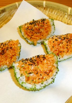 スイカおむすび♥️野菜ジュースで栄養◎❗-レシピのメイン写真