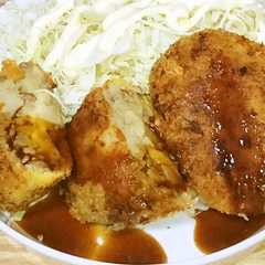 A picture of ☆男飯☆０２０　チーズin昔風コロッケ.