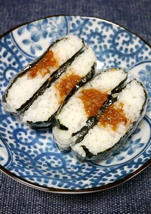 簡単！海苔で梅サンド☆おにぎり-レシピのメイン写真