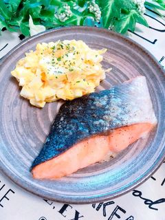 オーブンで簡単♡鮭のムニエル-レシピのメイン写真