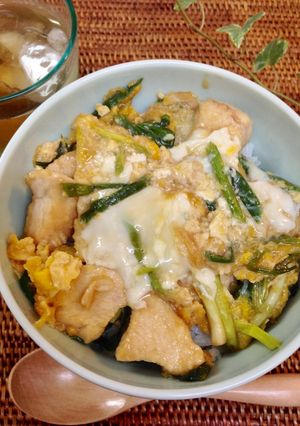 プリップリ鶏胸肉で簡単♪親子丼-レシピのメイン写真