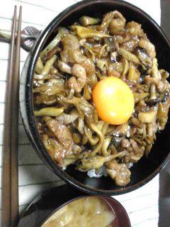 *豚とキノコの甘辛丼*-レシピのメイン写真