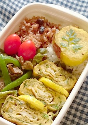 お弁当に♪贅沢パクチーのたまご焼き-レシピのメイン写真