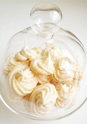サクサク♪　ココナッツメレンゲ-レシピのメイン写真
