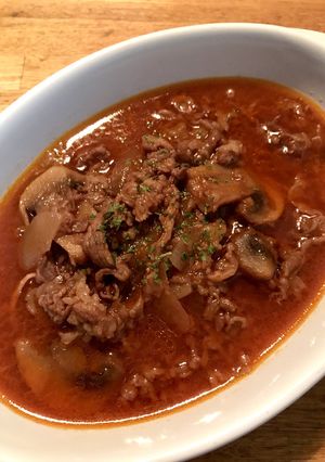 トマトジュースで作るハヤシライス-レシピのメイン写真