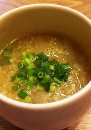 NZ産玉ねぎとキヌアの食べるスープ-レシピのメイン写真