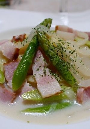 アスパラガスとベーコンのミルクパスタ　-レシピのメイン写真