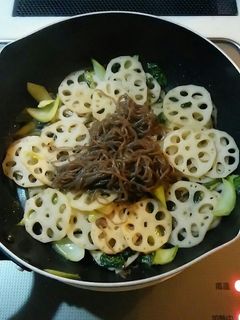 レンコンとこんにゃく煮-レシピのメイン写真