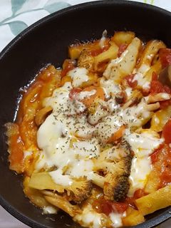 ジャガイモトマト煮込みチーズかけ-レシピのメイン写真